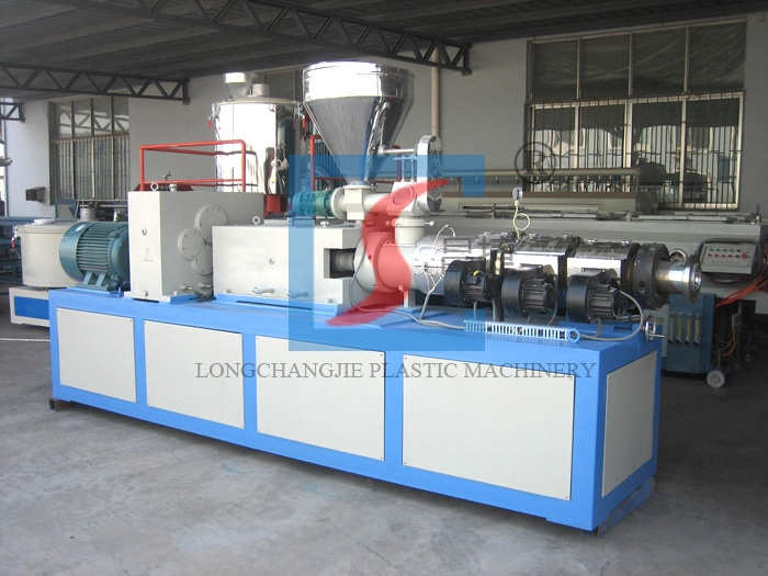 Paano makamit ang mataas na pagganap ng parehong direksyon twin screw extruder?