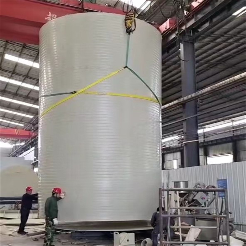 Bagong plastic storage tank winding production line