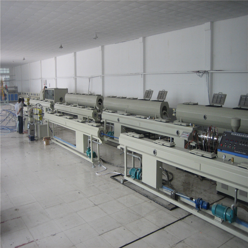 Tatlong layer ng PPR Glass Fiber Pipe Extruding Machine